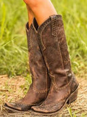 Stivali da cowgirl vintage con borchie