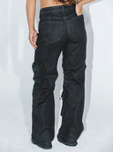 Jeans cargo con strappi e strass