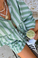 Ensemble chemise à rayures manches lanterne et short