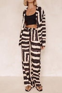 Sada volných kalhot s texturovaným čokoládovým potiskem Signature Strip