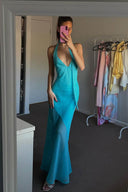 Robe à pois avec col halter bicolore