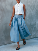 Conjunto Minimalista de Camisola Sem Mangas, Calções e Calças