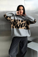 Retro tröja med leopardmönster och färgblockering