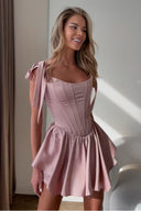 Sarafan und Shatami Rose Minikleid