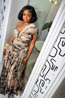 Vestido Maxi Asimétrico con Estampado de Tinta
