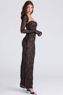 Gothisches Spitzen-Maxikleid mit Neckholder