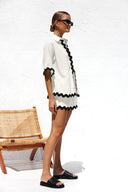 Set Cardigan Semplice con Cuciture Ondulate