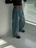 Pantalon en jean ample tendance à coupe arrondie