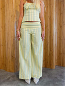 Conjunto de Pantalones con Rayas Atemporales