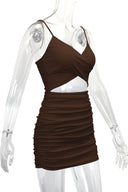 Bodycon mini-jurk met kruisbandjes en uitsnijdingen