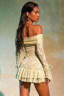 Vestido Mini Elegante de Jacquard com Folhos e Ombros Descobertos