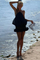 Rochie mini fără spate Coastal Kiss cu decolteu halter