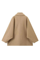 Ruhiger Luxus Asymmetrischer Cape Mantel