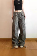Figurformende Camouflage Cargohose aus Denim