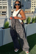 Tuta con Tasche Oversize alla Moda