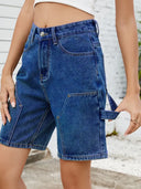 Calções de ganga urbanos da moda para o verão