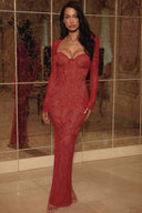 Gothisches Spitzen-Maxikleid mit Neckholder