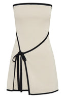 Joanna Stropløs Asymmetrisk Strikket Mini Kjole