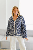 Veste matelassée imprimée Jayla - Bleu marine/Crème