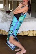 Vestido Midi Assimétrico Stella Print com Ombros Descobertos
