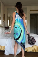 Vestido Midi Assimétrico Stella Print com Ombros Descobertos