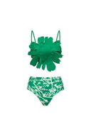 Conjunto de bikini estampado verde con acento floral