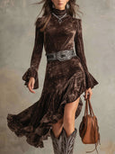 Robe midi en velours à manches longues évasées et col montant