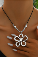 Ladies Temperament Necklace