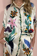 Conjunto de Camisa e Calças em Cetim Estampado Boho Natureza