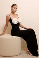 Rochie maxi tip slip Emily cu imprimeu floral și bandaj