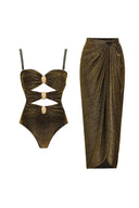 Costume intero lucido con fibbia dorata e ritagli, completo